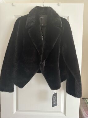 White House Black Market Black Plush Faux-Fur Cropped Coat